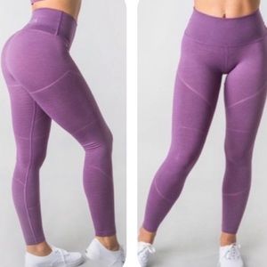 NEW Alphalete Revival Moto Leggings in Ultra Violet Purple. Size Small. Amplify
